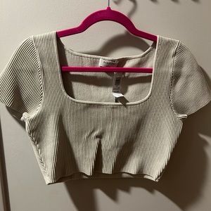 Aritzia babaton square neck crop top